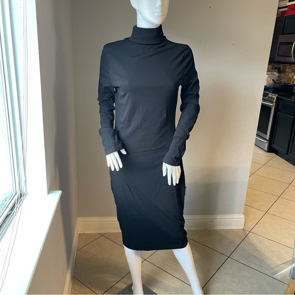 SHEIN BASICS Black Cotton High Neck Solid Bodycon Dress
Size XL for size 12-14 - Picture 6 of 14